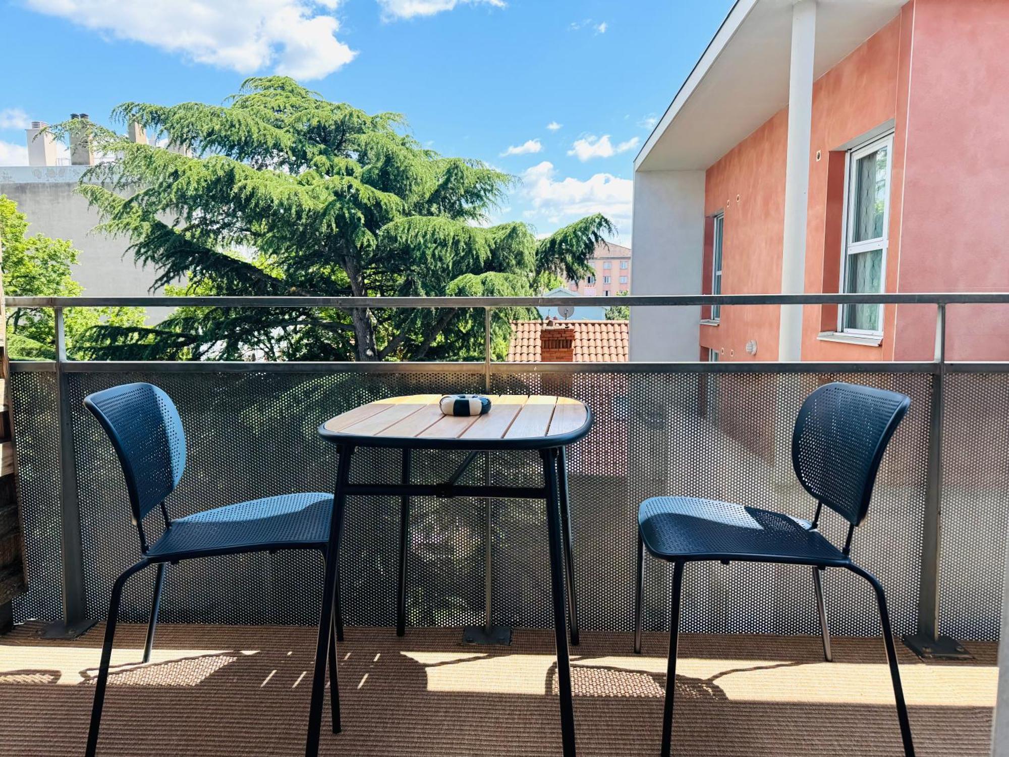 Appartement Magnifique T3 Avec Terrasse *